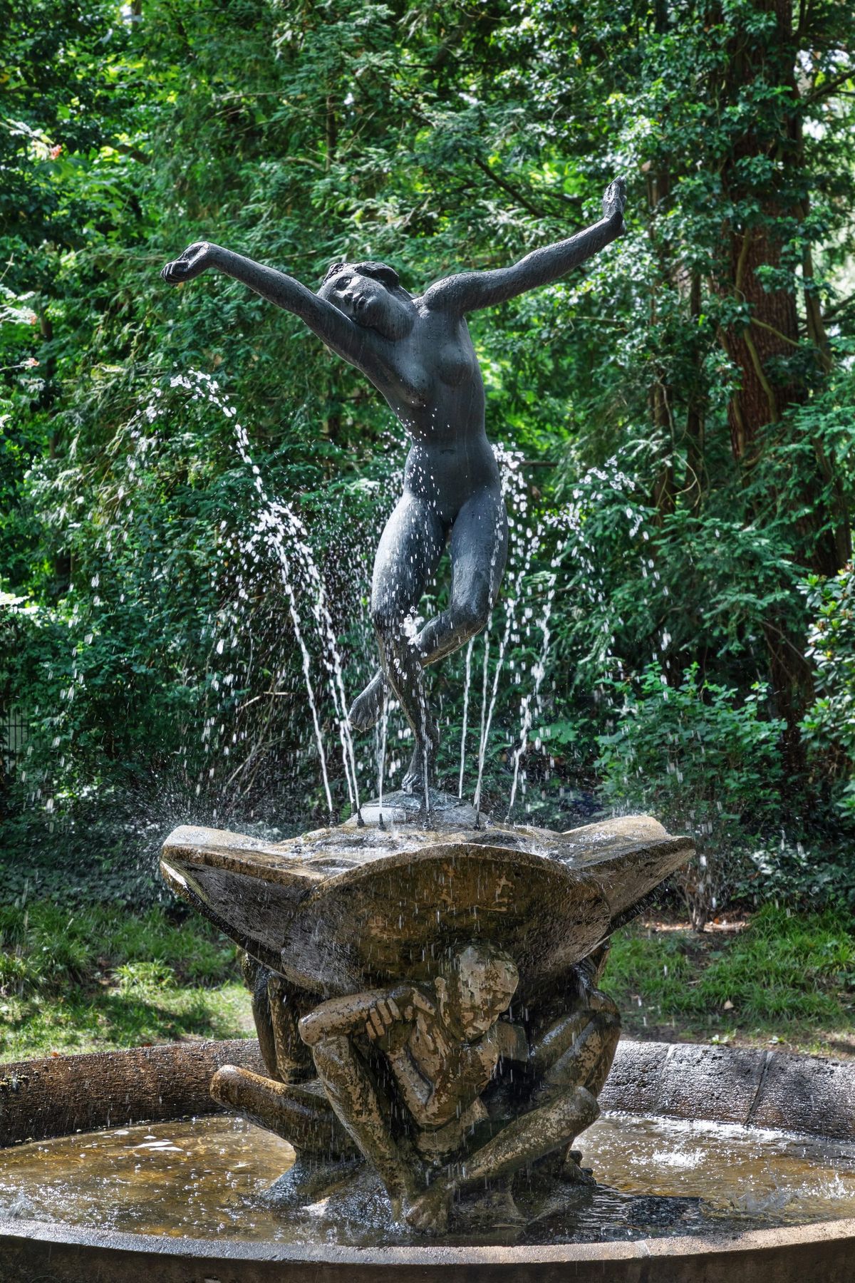 Georg Kolbe's Tänzerinnen-Brunnen (Dancer's Fountain, 1922) was until last year installed at the Georg Kolbe Museum in Berlin
Photo: Enric Duch