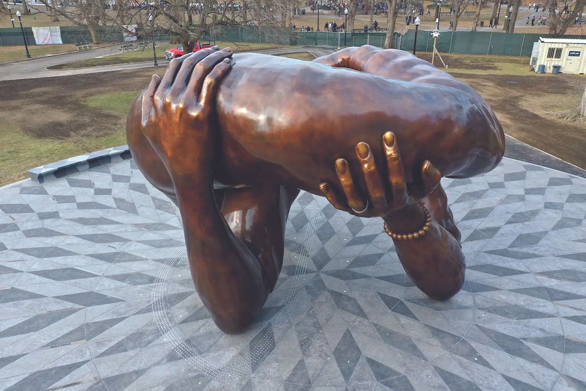 A “statement of mutual love” or a “beefy penis”?: Hank Willis Thomas’s The Embrace (2023), a memorial honouring Martin Luther King Jr and Coretta Scott King in Boston

Courtesy the artist