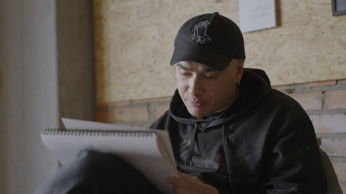 Nikita Kadan working on A New Integrity, commissioned by RIBBON International, 2025

Photo: Adam Simons and RIBBON International