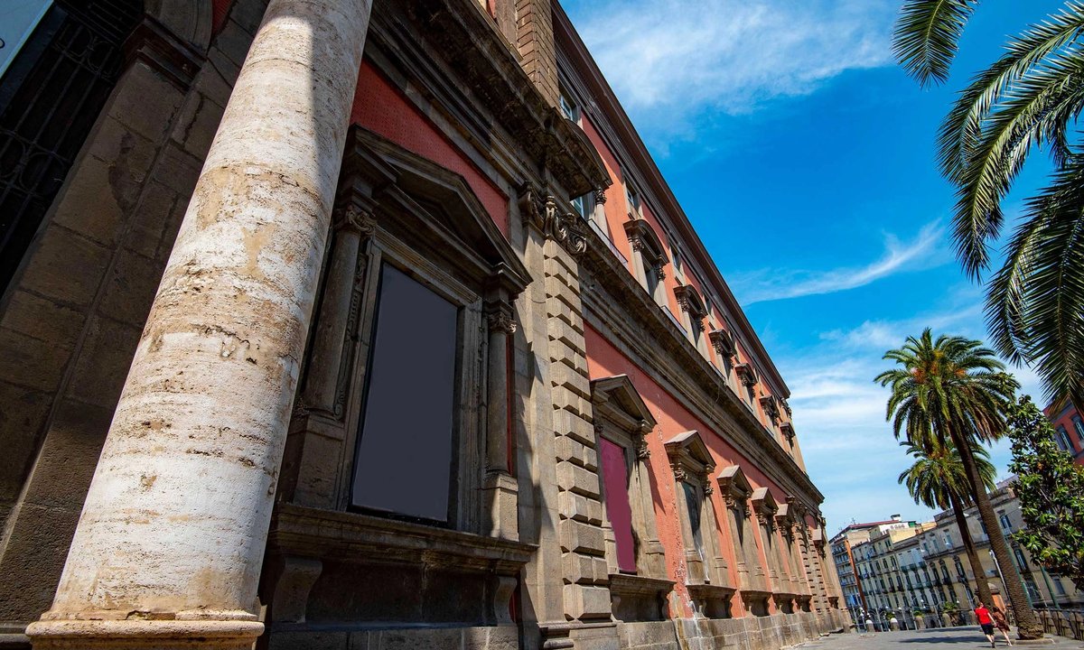 Italy’s leading archaeological museum uses young creatives’ press shots without payment Italy’s leading archaeological museum uses young creatives’ press shots without payment