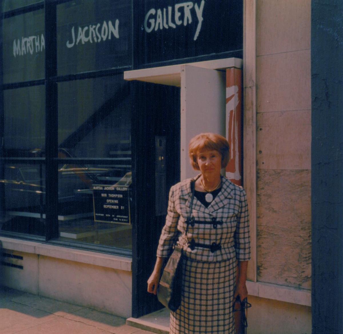 Martha Jackson in front of her gallery on 32 East 69th Street, 1965
Image courtesy of the Martha Jackson Gallery Archives, University at Buffalo Anderson Gallery, State University of New York at Buffalo