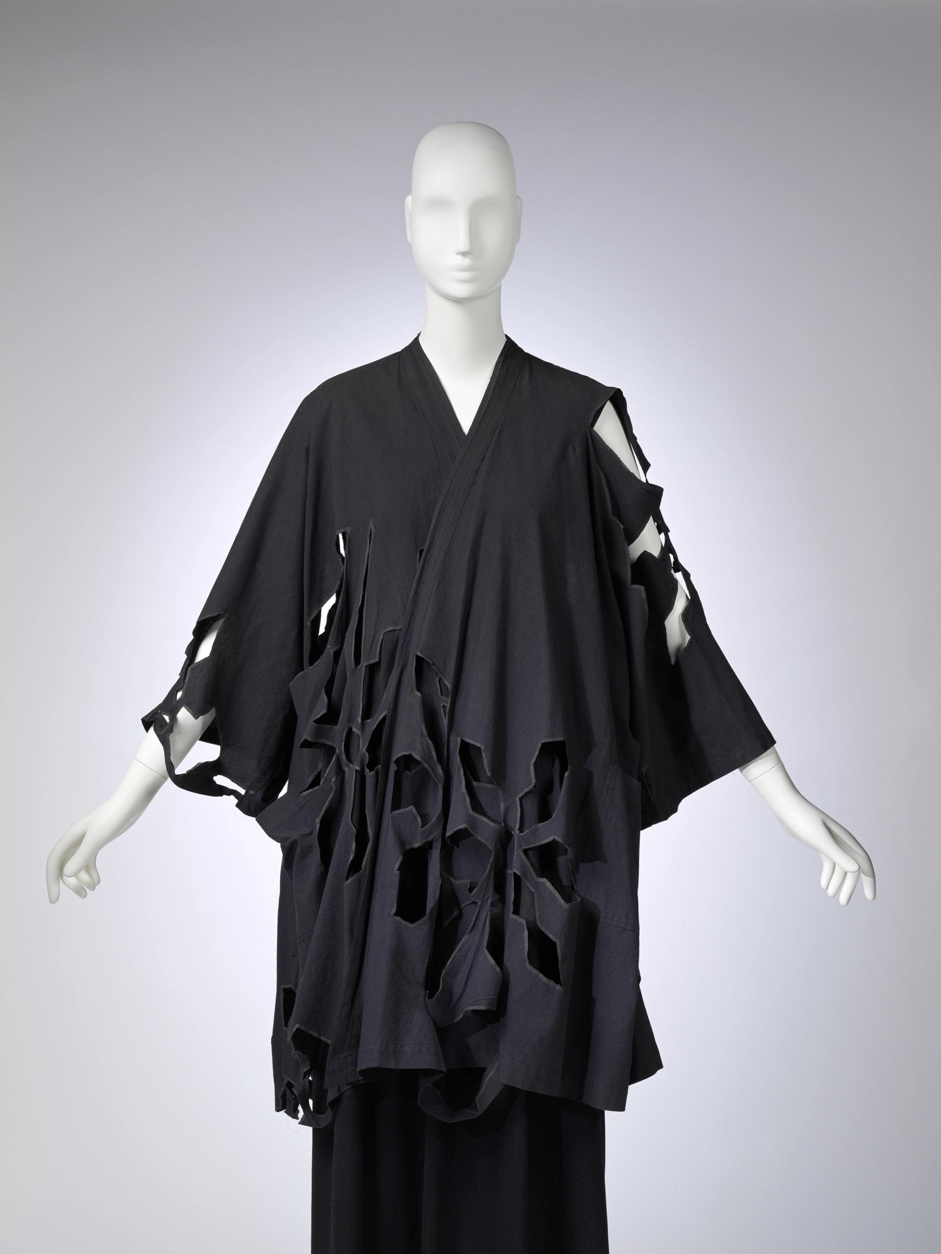 Kimono: A Modern History' at the Met Tells Rich Stories Through Fabric -  The New York Times