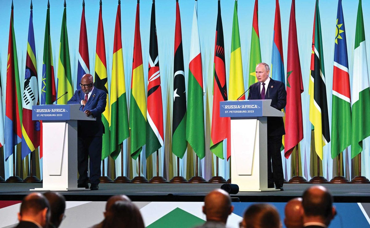 Comoros president Azali Assoumani and Russian president Vladimir Putin at the Russia-Africa summit in July 2023
www.kremlin.ru; photo: Pavel Bednyakov, Ria Novosti