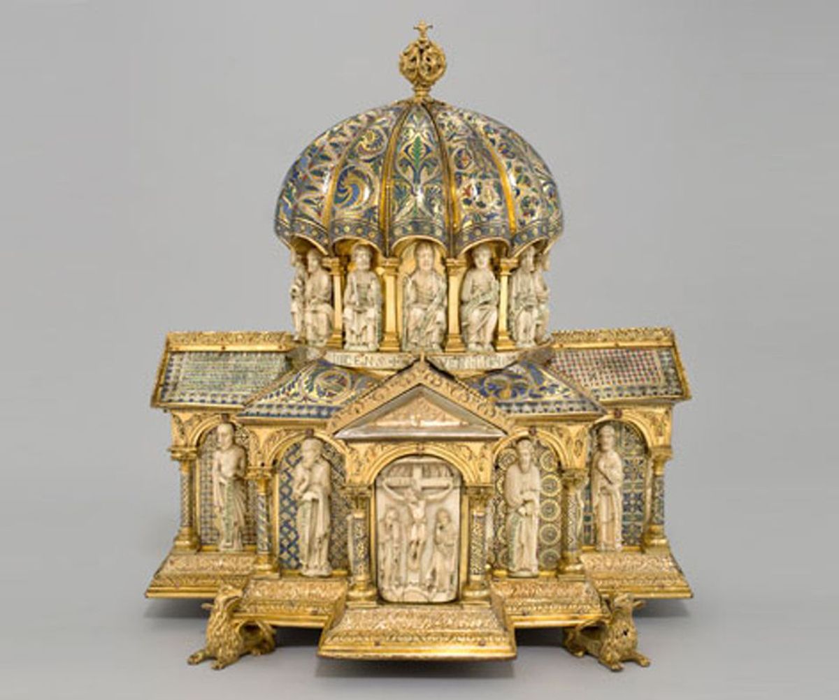A 12th-century domed reliquary that is part of the Guelph Treasure © Staatliche Museen zu Berlin, Kunstgewerbemuseum / Fotostudio Bartsch, Berlin