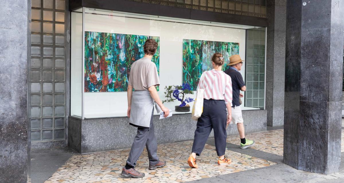 Agnieszka Kurant, UBS Geschäftsstelle, Claraplatz 2 David Owens