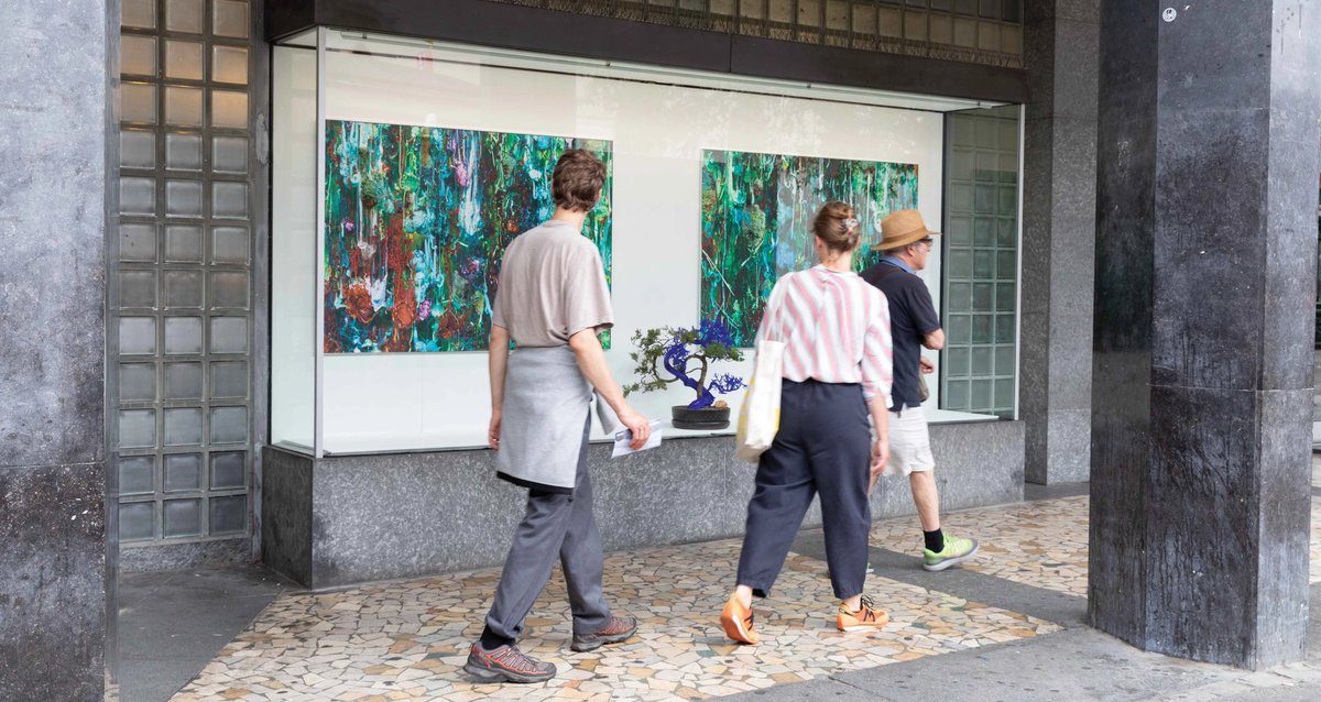 Agnieszka Kurant, UBS Geschäftsstelle, Claraplatz 2 David Owens