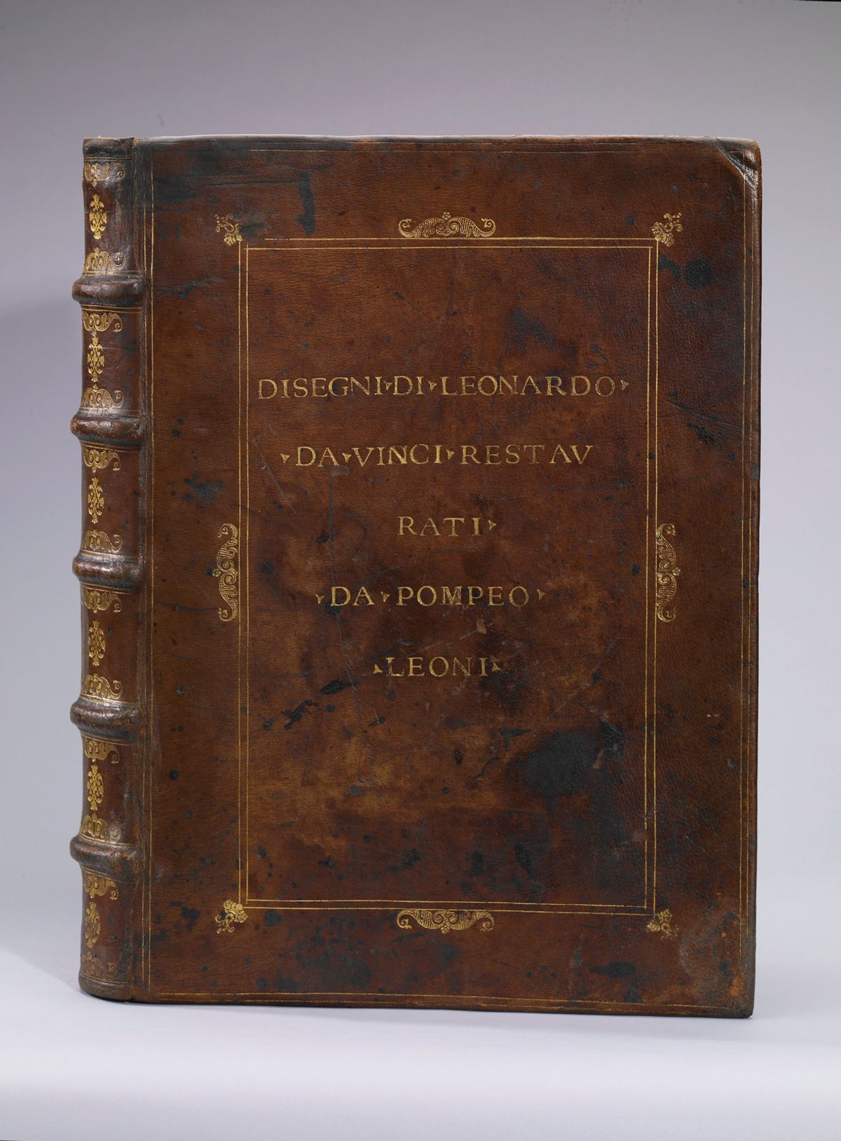 The “incomparable” Leonardo volume (around 1590) that provided the exciting proof of provenance Courtesy of Royal Collection Trust