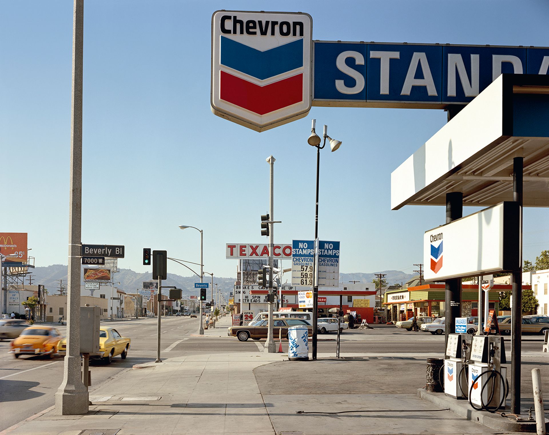 Stephen Shore, Beverly Boulevard and La Brea Avenue, Los Angeles, California, June 21, 1975 (1975) 2017 Stephen Shore