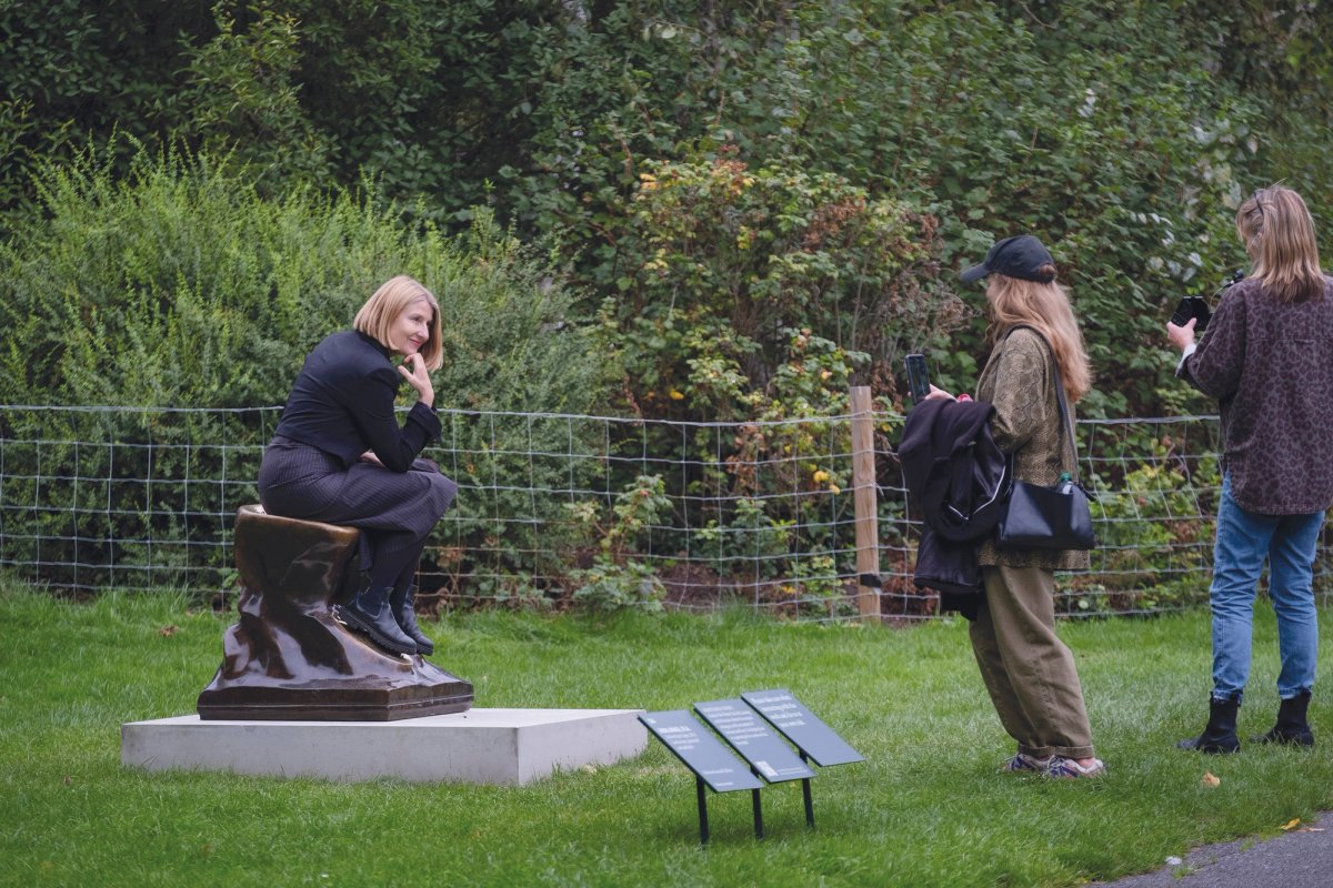 Dubito Ergo Cogito encourages visitors to imagine what The Thinker was thinking about. His dinner, probably Linda Nylind; Courtesy of Linda Nylind/Frieze