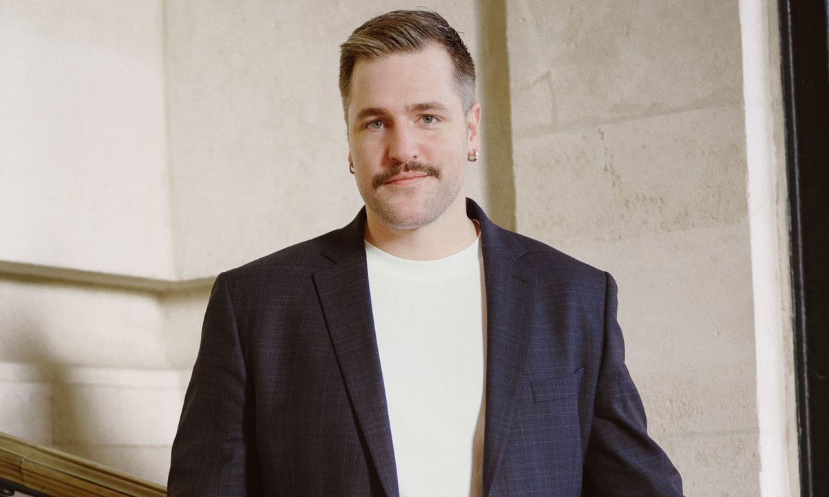 Art Basel appoints communications head Karim Crippa as director of Paris fair – The Art Newspaper Art Basel appoints communications head Karim Crippa as director of Paris fair – The Art Newspaper