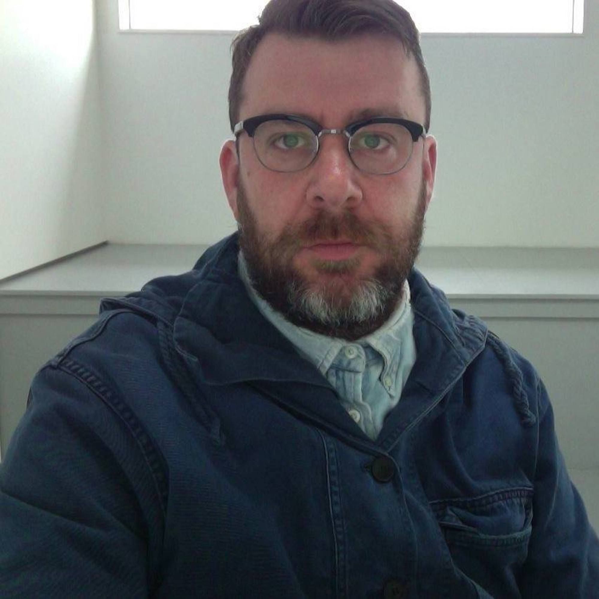 Australian art dealer on the lam after allegedly ripping off emerging artists