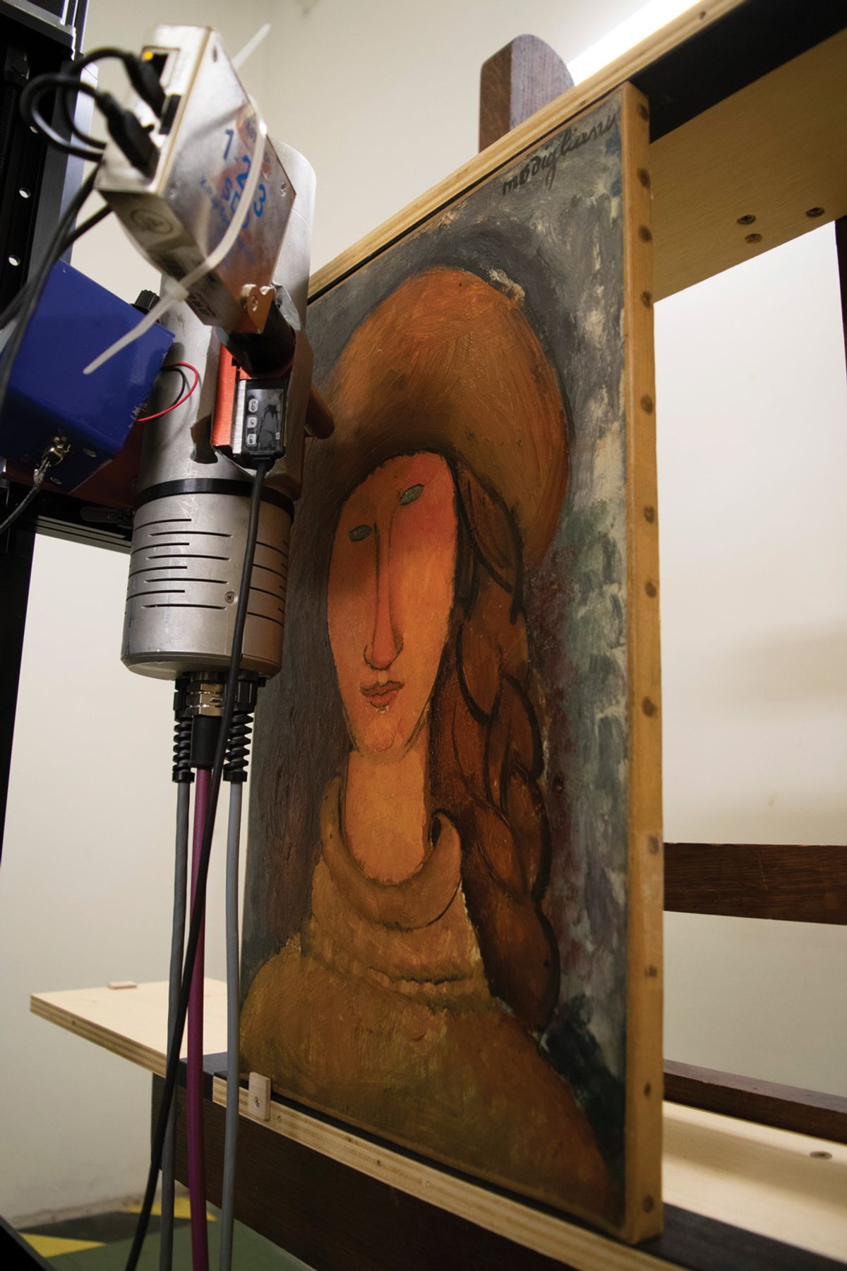 Modigliani's Portrait of Jeanne Hébuterne (1918) from the Musée d'Art Moderne de Troyes undergoing X-ray fluorescence analysis © C2RMF/Vanessa Fournier