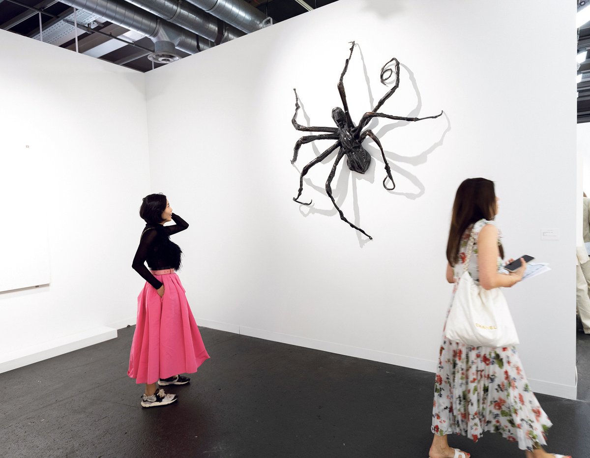 Hauser & Wirth sold Spider IV (1996) by Louise Bourgeois (above) for $22.5m to a US collector; elsewhere, Gagosian reported that opening day was “the busiest in years” David Owens