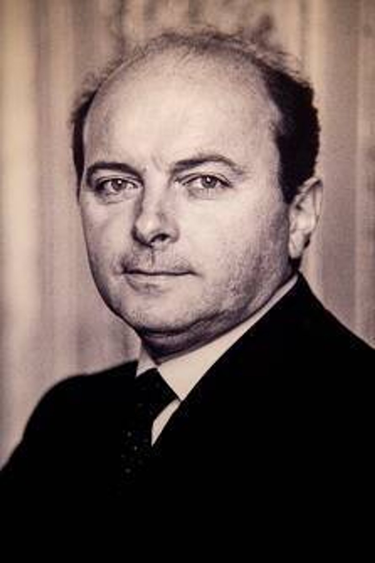 Jacques Toubon Ministry of Culture, France