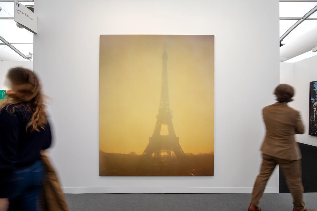 Galerie Isabella Bortolozzi at Paris+ Photo: courtesy of Paris+ par Art Basel
