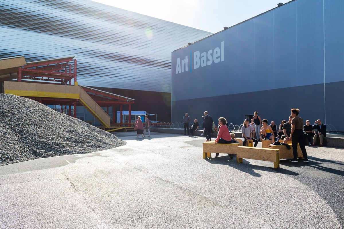 MCH Group said its Baselworld blowout this summer would not affect the Art Basel franchise, though its new investments in regional fairs now hits rock bottom © Art Basel and Creative Time