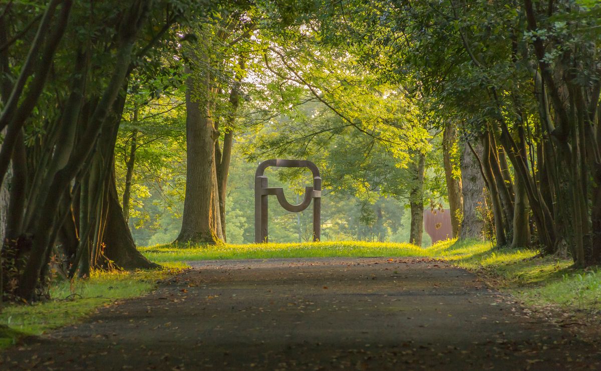 Arco de la libertad (1993), one of around 40 open-air sculptures at Chillida Leku ©Zabalaga Leku, San Sebastián, VEGAP, 2019/Estate of Eduardo Chillida and Hauser & Wirth. Photo: Mikel Chillida