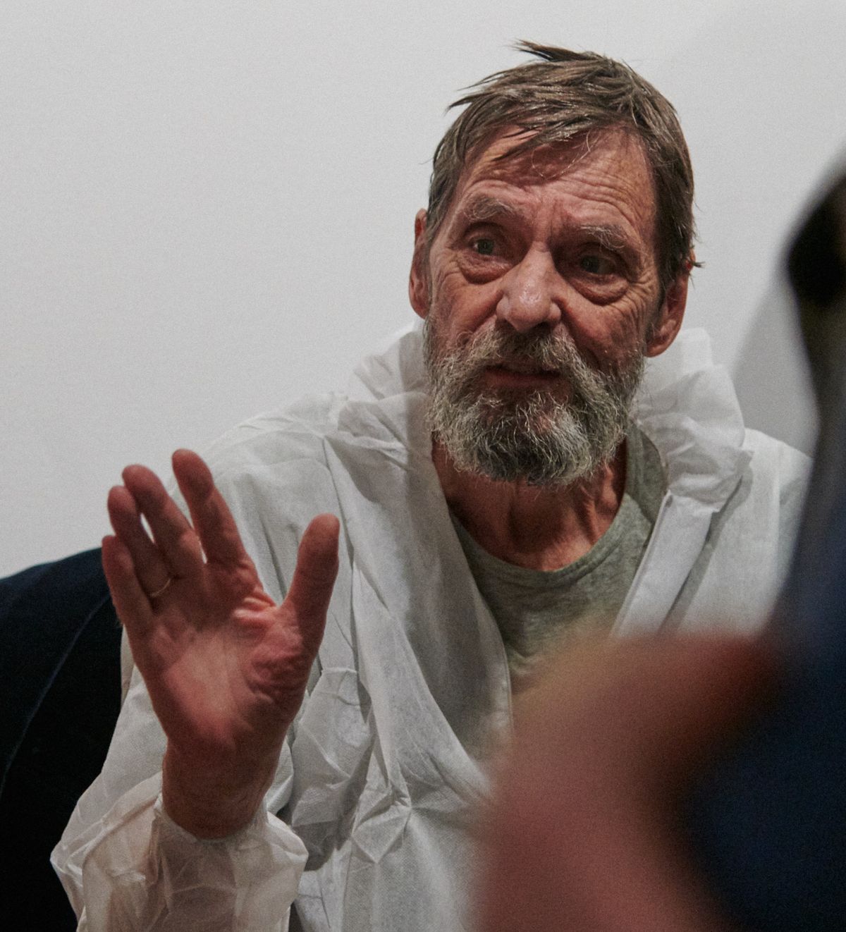 Ulay addressing the audience © Ben Westoby