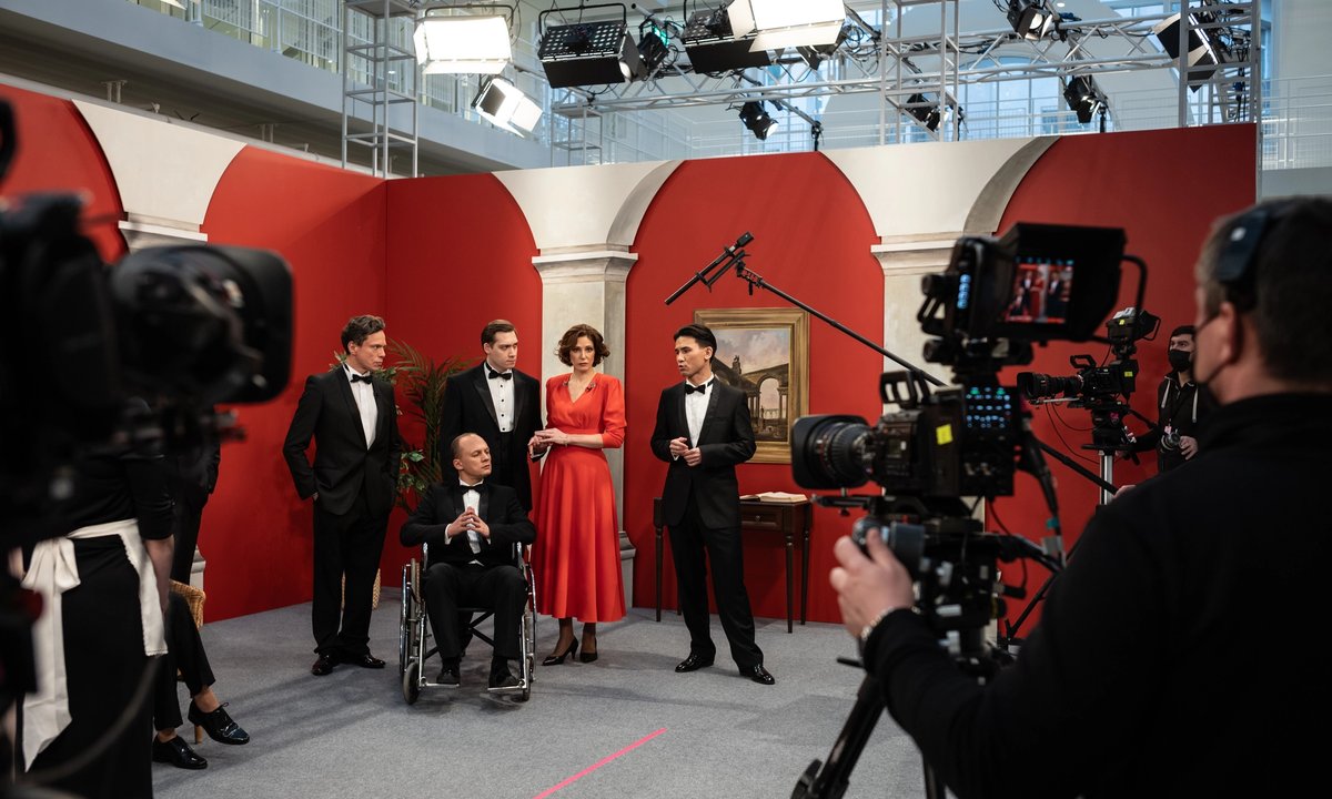 Ragnar Kjartansson's politically charged soap opera-halted by the Russia-Ukraine war-goes on show in Reykjavik