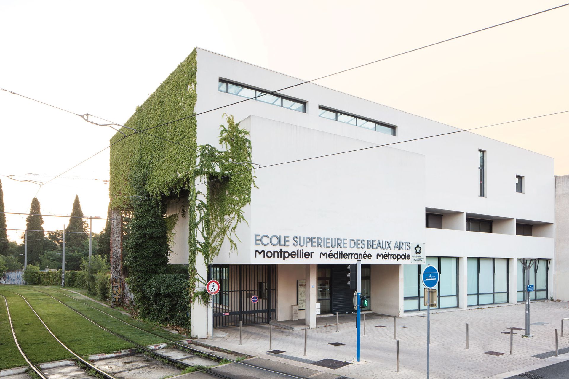 Three one Montpellier Contemporain unites art school with exhibition venues Three one Montpellier Contemporain unites art school with exhibition venues
