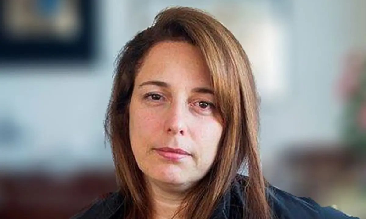 Una exposición de Tania Bruguera en Chile se inaugura con modificaciones tras el revuelo por la postura política de la artista Una exposición de Tania Bruguera en Chile se inaugura con modificaciones tras el revuelo por la postura política de la artista