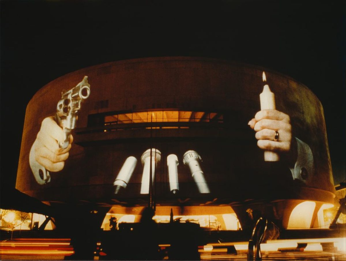 Hirshhorn Museum, Washington, DC, 1988–2000 by Krzysztof Wodiczko Krzysztof Wodiczko, courtesy Hirshhorn Museum and Sculpture Garden, Washington, DC