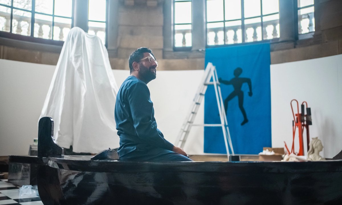 Osman Yousefzada wraps Queen Victoria statue in fabric for new show in Bradford Osman Yousefzada wraps Queen Victoria statue in fabric for new show in Bradford