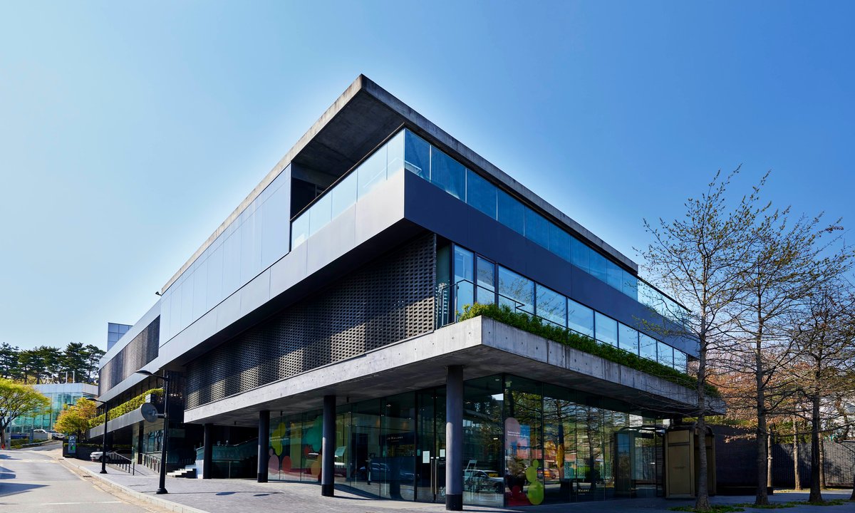 Perrotin and Pace galleries announce Seoul expansions—while other Western dealers test Korean waters via group show Perrotin and Pace galleries announce Seoul expansions—while other Western dealers test Korean waters via group show