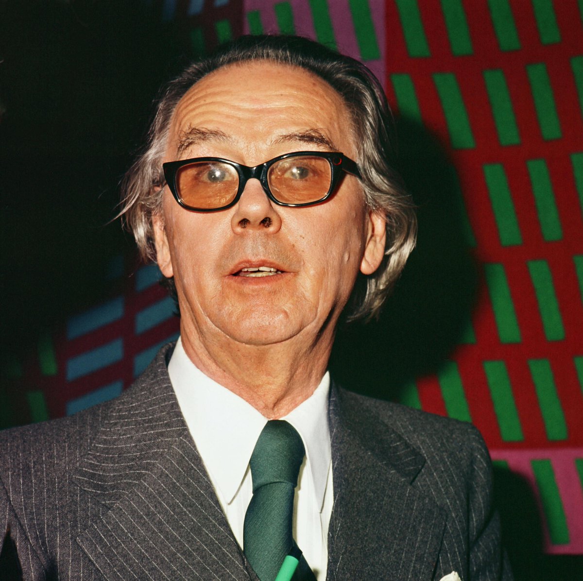 Op artist Victor Vasarely in 1977 Brigitte Friedrich / Süddeutsche Zeitung Photo / Alamy Stock Photo