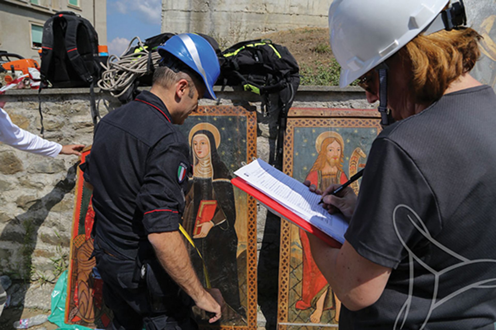 The Blue Helmets helped save works from the Museo di Amatrice in 2016, following a catastrophic earthquake  © Comando Carabinieri Tutela del Patrimonio Culturale