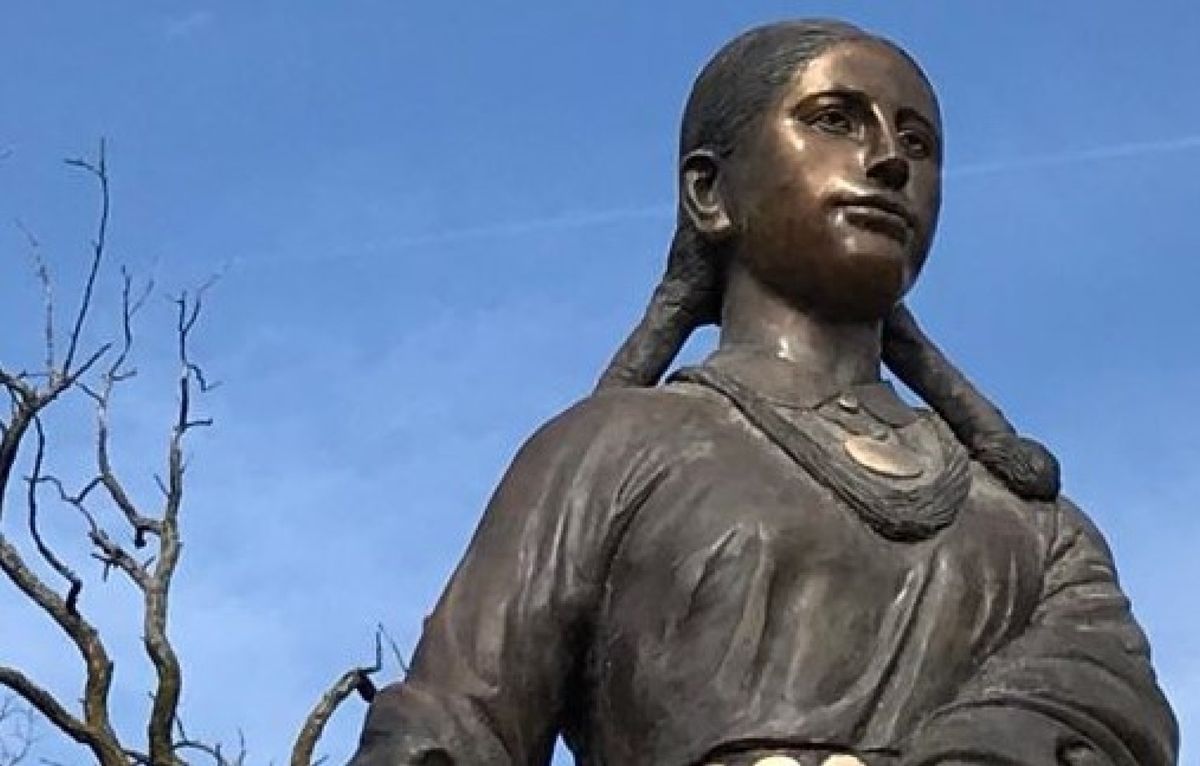 A statue of an Osage woman had been installed last year on a bluff in a Kansas City park Courtesy of the François Chouteau and Native American Heritage Fountain Foundation