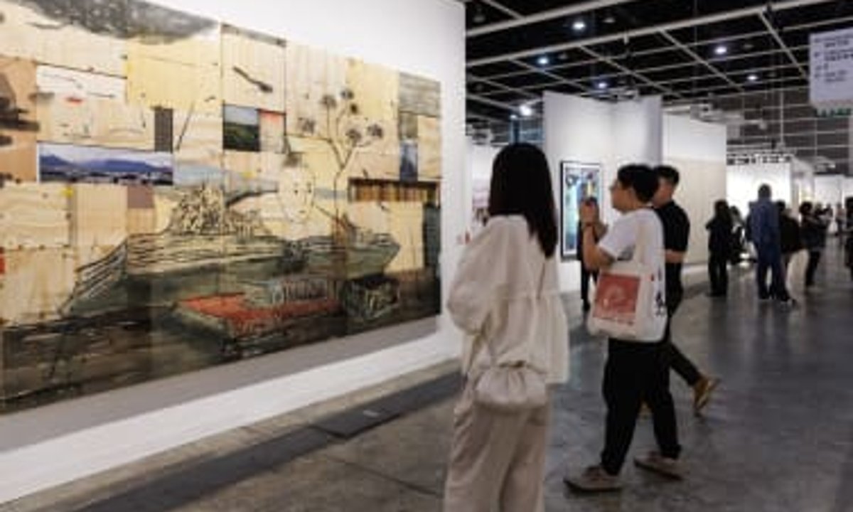 Artwork Basel Hong Kong totally reopens after 4 years—and Asian patrons are out in pressure Artwork Basel Hong Kong totally reopens after 4 years—and Asian patrons are out in pressure