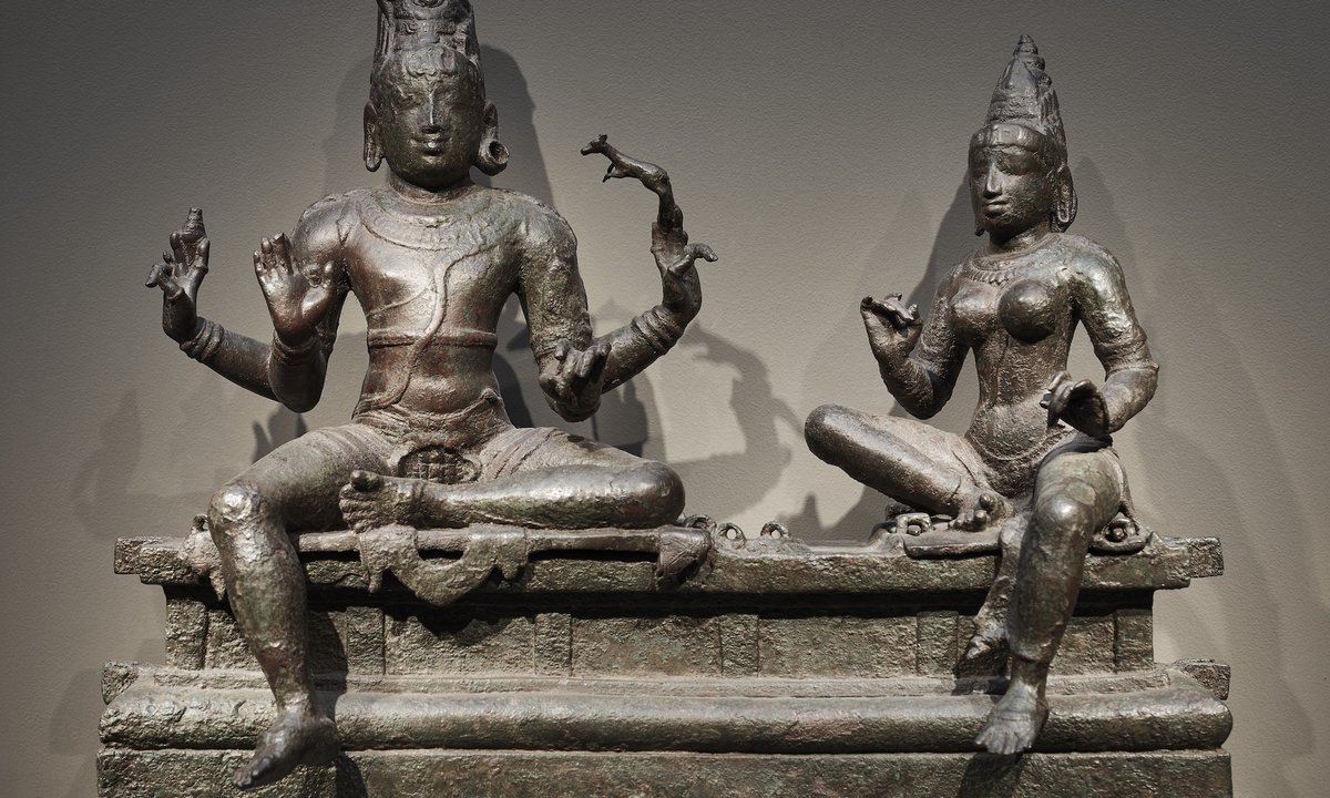 स्मिथसोनियन का राष्ट्रीय एशियाई कला संग्रहालय उद्गम स्थल की समीक्षा के बाद तीन कांस्य मूर्तियां भारत को लौटाएगा