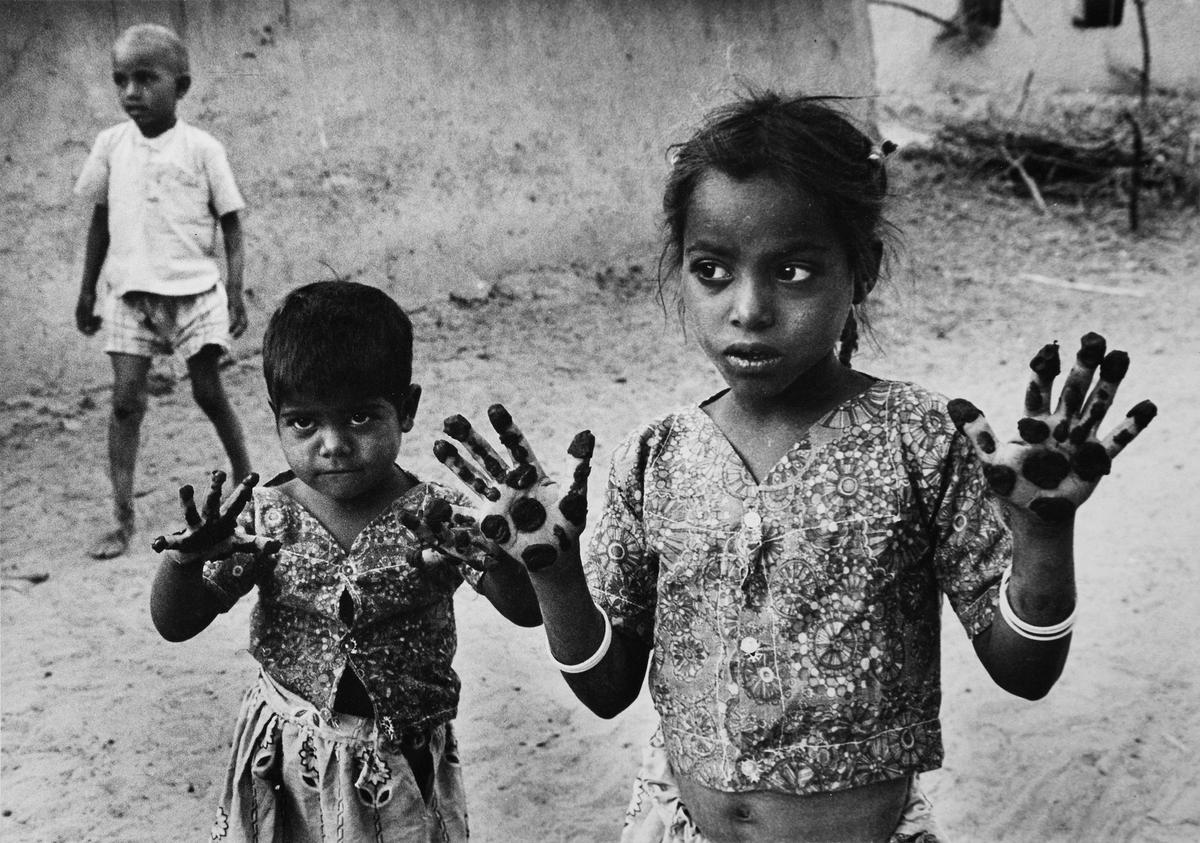 Jyoti Bhatt’s Children with mehndi on their hands (Rajasthan) (1972) will feature in MAP’s inaugural exhibition of the artist’s photographs. Better known as a painter, Bhatt began photographing Indian society in the 1950s © Joyotti Bhatt; Courtesy of MAP Bangalore