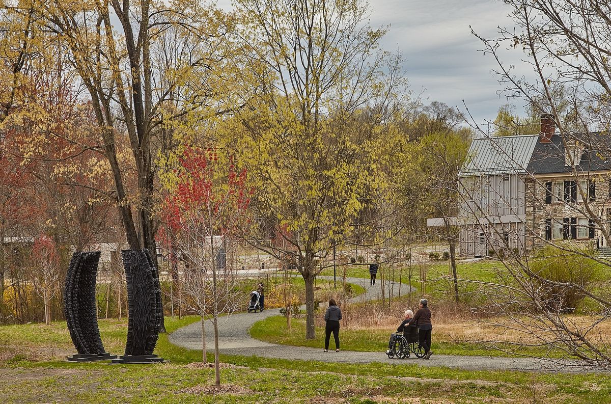 An entrance path weaving by Chakaia Booker’s relocated A Moment in Time (2004) connects the outdoor lobby and visitor pavilions to Storm King’s grounds Photo: Richard Barnes, courtesy Storm King Art Center