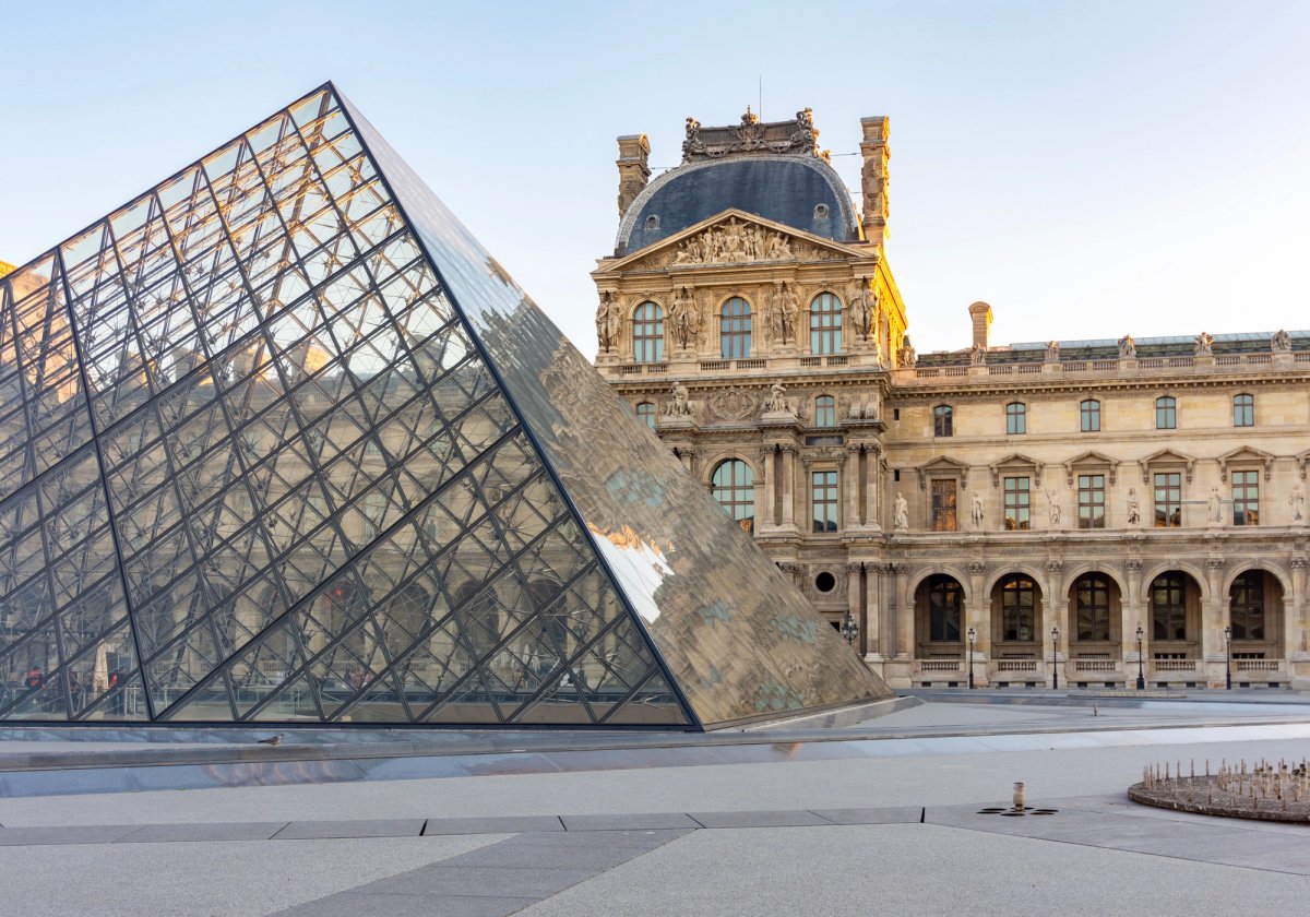 Three relatives of the suspect were also taken into custody on Tuesday and are being questioned by the anti-gang squad
Mistervlad