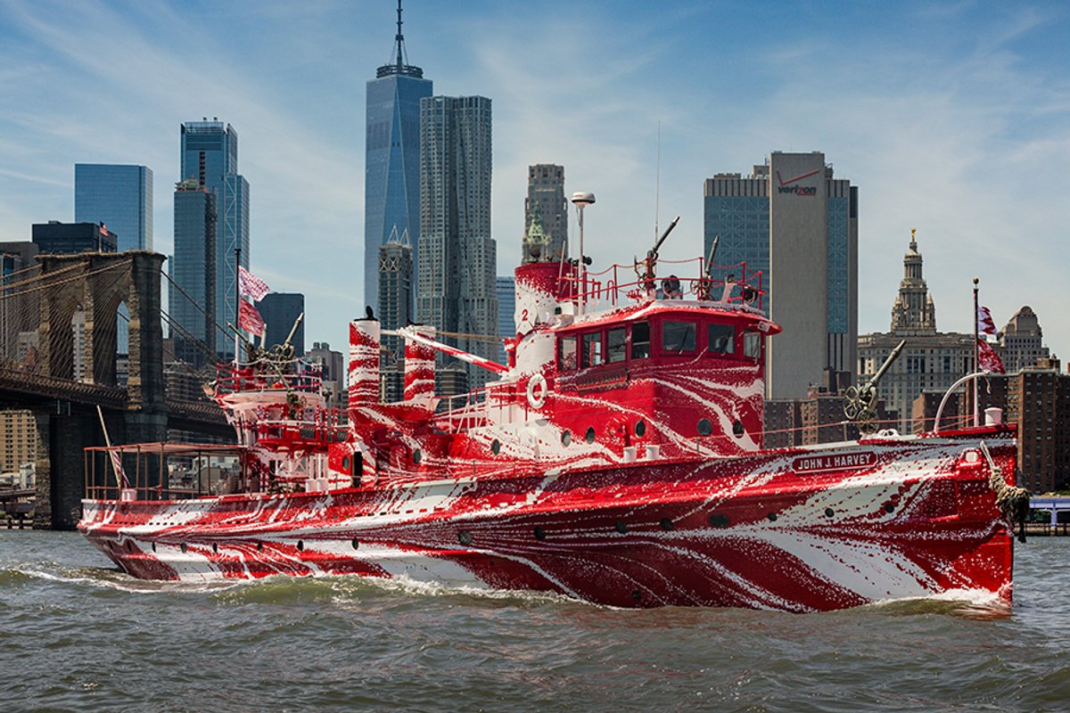 Tauba Auerbach, Flow Separation (2018) Photo: Nicholas Knight; courtesy of Paula Cooper Gallery and Public Art Fund, New York