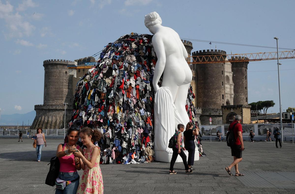The installation in place before the arson attack, with the city's Castel Nuovo (New Castle) in the background

Photo: Independent Photo Agency/Alamy Live News
