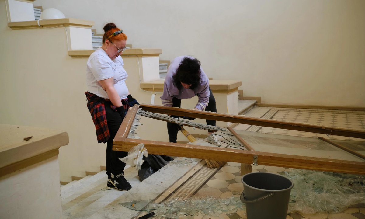 Barrage of Russian missiles damages museums, library and theatre in Kyiv