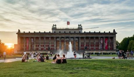  Vegan dishes in cafes and fewer courier deliveries: how German museums should cut their carbon footprint 