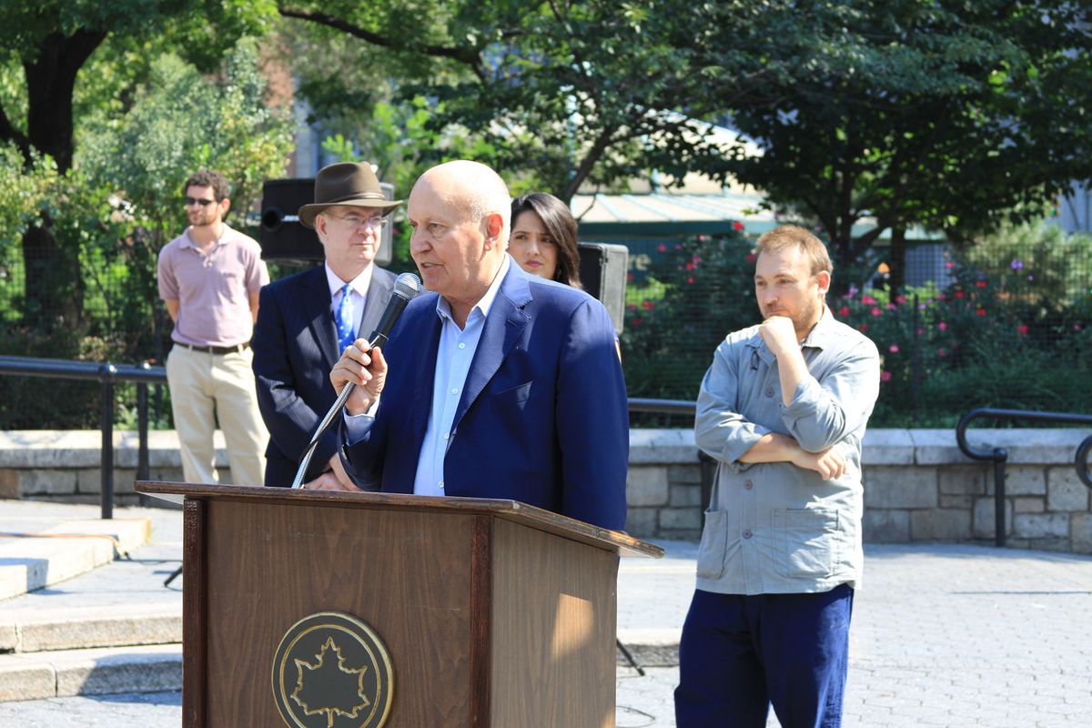 Marlborough Gallery president Pierre Levai speaks at the 2011 unveiling of a public art project in Manhattan. Photo courtesy Marlborough Gallery, via Flickr