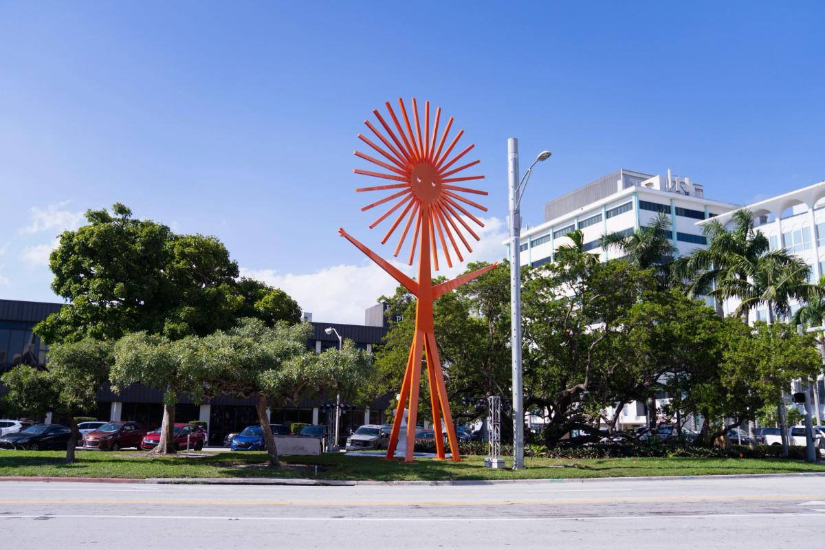 FriendsWithYou’s Miami statue Starman depicts an environmental hero Photo: Eric Thayer