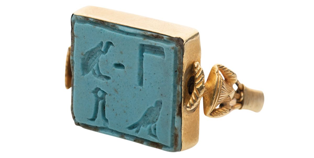 Egyptian turquoise amulet, dating from the Third Intermediate Period (1070-664BC) Courtesy of Kallos Gallery
