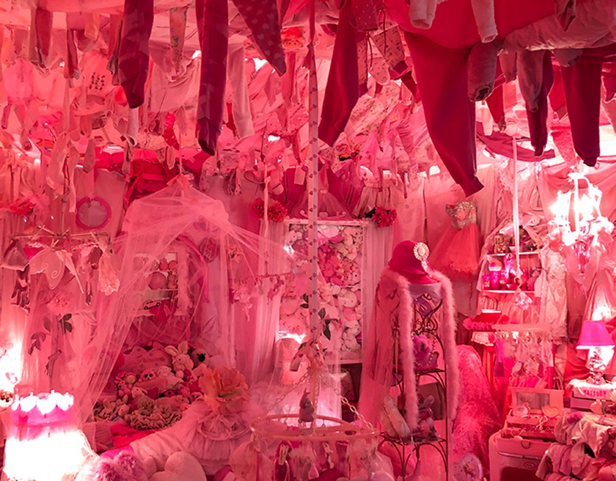 Portia Munson, Pink Project; Bedroom (1994-2018) Victoria Stapley-Brown