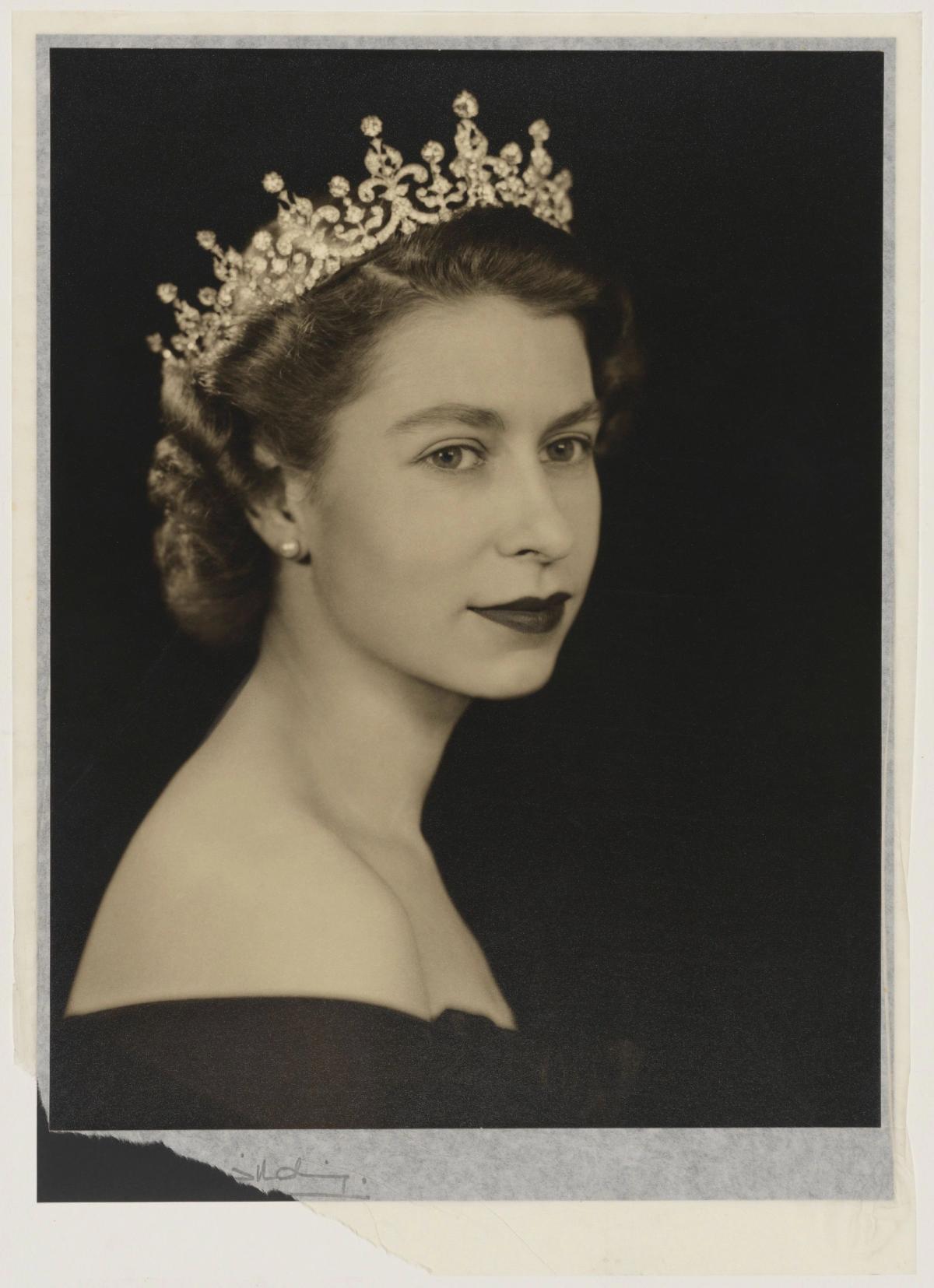 Queen Elizabeth II by Dorothy Wilding, 26 February 1952
© National Portrait Gallery, London