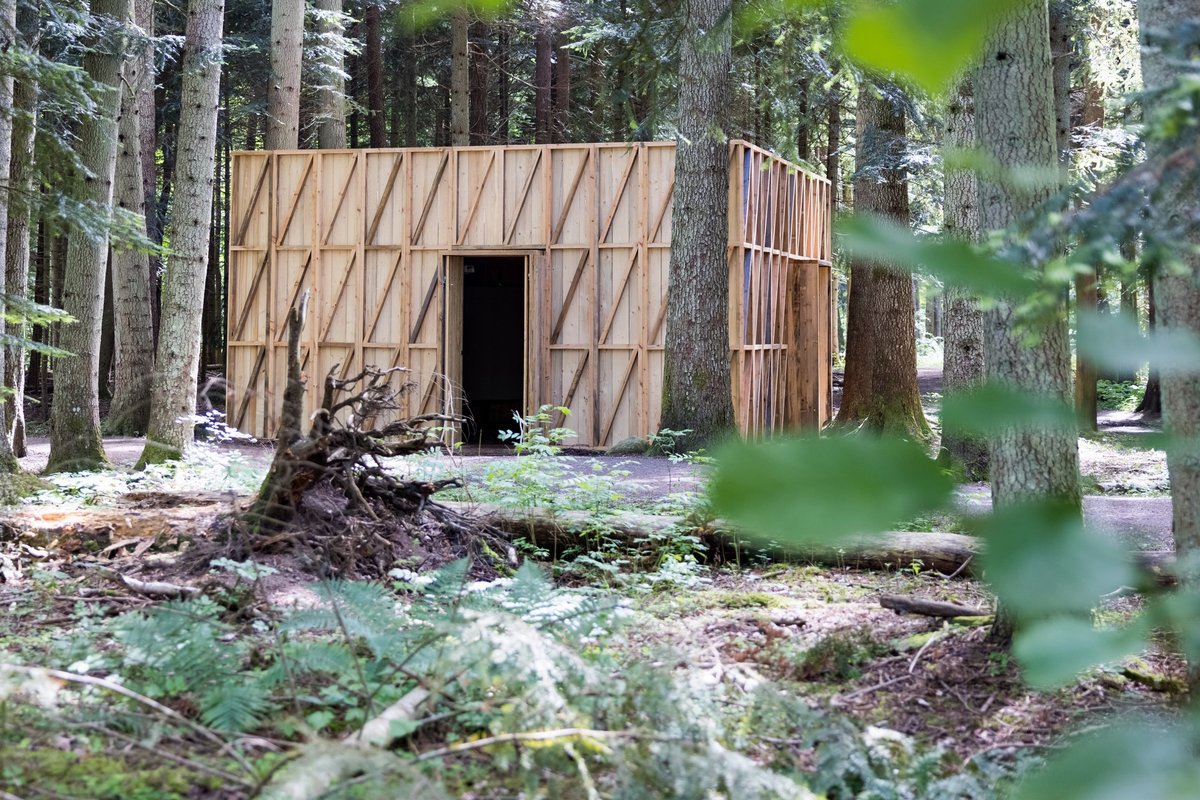 Momentum 11 takes place across various sites in Moss, Norway. Installation view of S-AR’s Pabellón Plataforma (Platform Pavilion), 2021 Photo: © Eivind Lauritzen