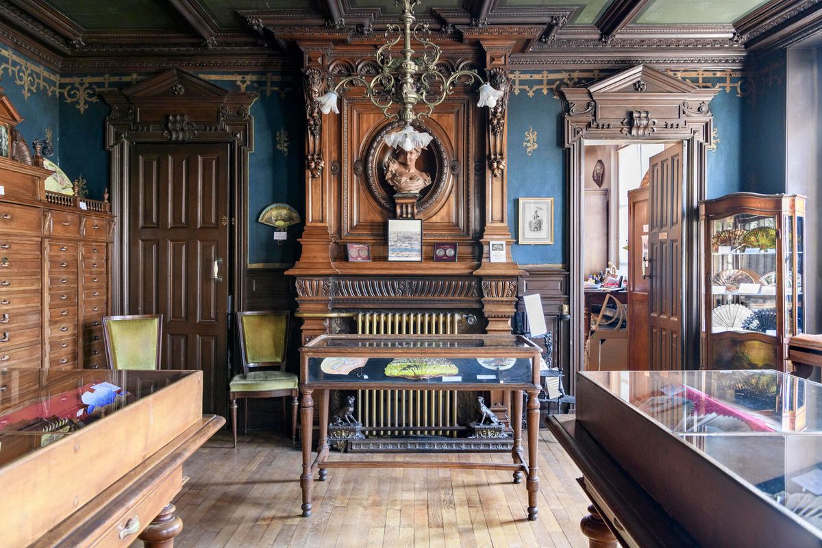 Facing eviction, the Fan Museum in Paris is crowdfunding to pay back rent arrears of more than €117,000 Photo: courtesy of Anne Hoguet, Musée de l'Eventail