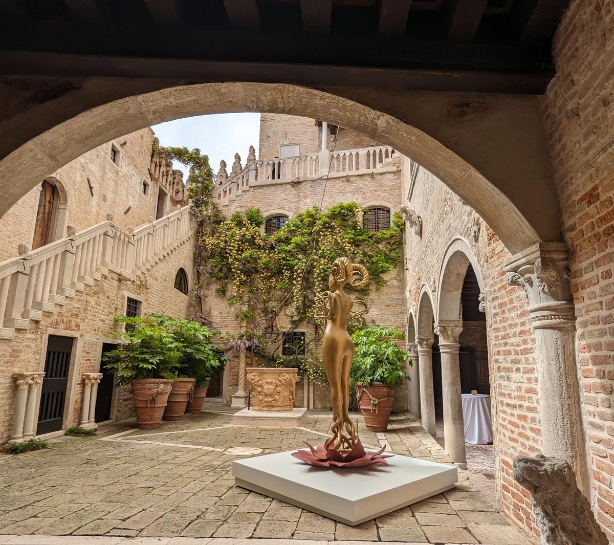 Shahzia Sikander's Collective Behaviour in the Palazzo Van Axel © The Art Newspaper