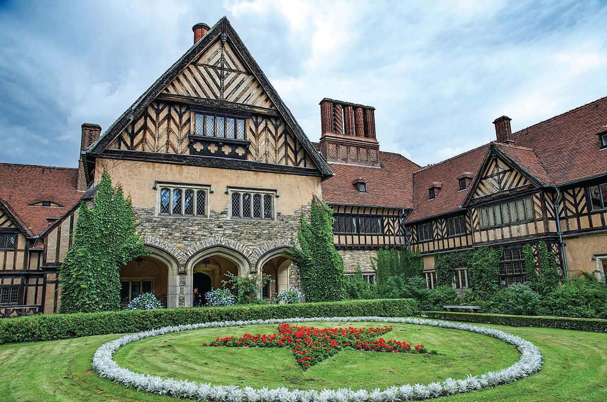 Schloss Cecilienhof, the location of the 1945 Potsdam conference attended by Winston Churchill, Harry Truman and Joseph Stalin © ernstol