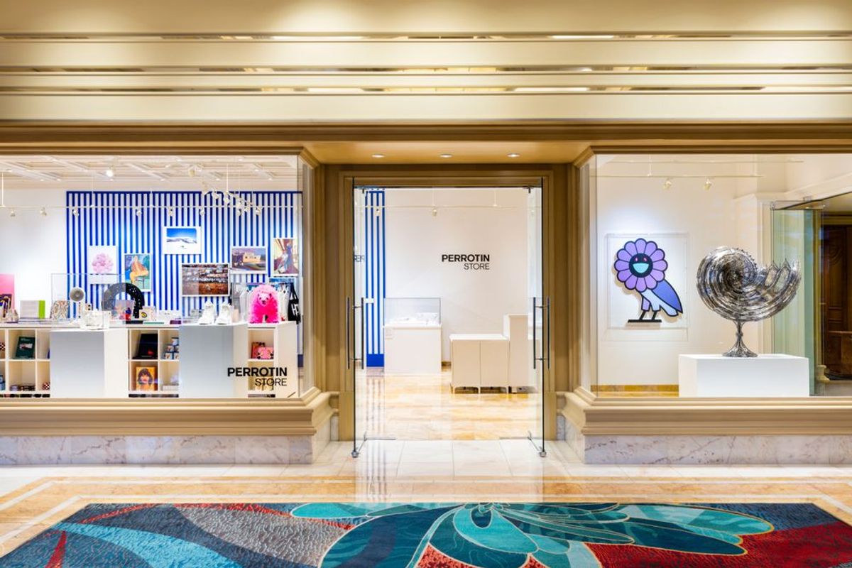 The Perrotin store at the Bellagio Resort Resort and Casino. Photo courtesy of the artist's studio, Bellagio Resort & Casino, and Perrotin. ©︎2018/2019 Takashi Murakami/Kaikai Kiki Co., Ltd. All Rights Reserved. Courtesy Perrotin.